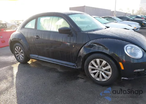 2013 Volkswagen Beetle 2.5L Entry z USA, uszkodzony, nr VIN 3VWFP7AT8DM663369